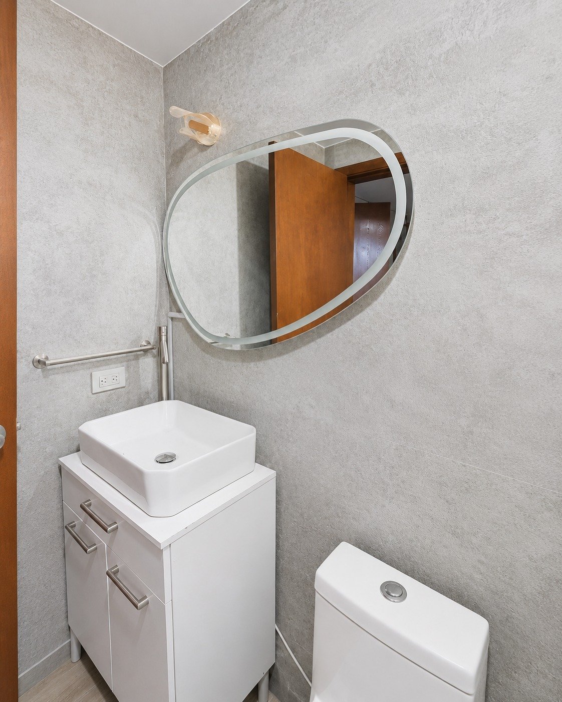 Casa en Venta San Antonio de Pichincha 3 Dormitorios Urbanización Privada