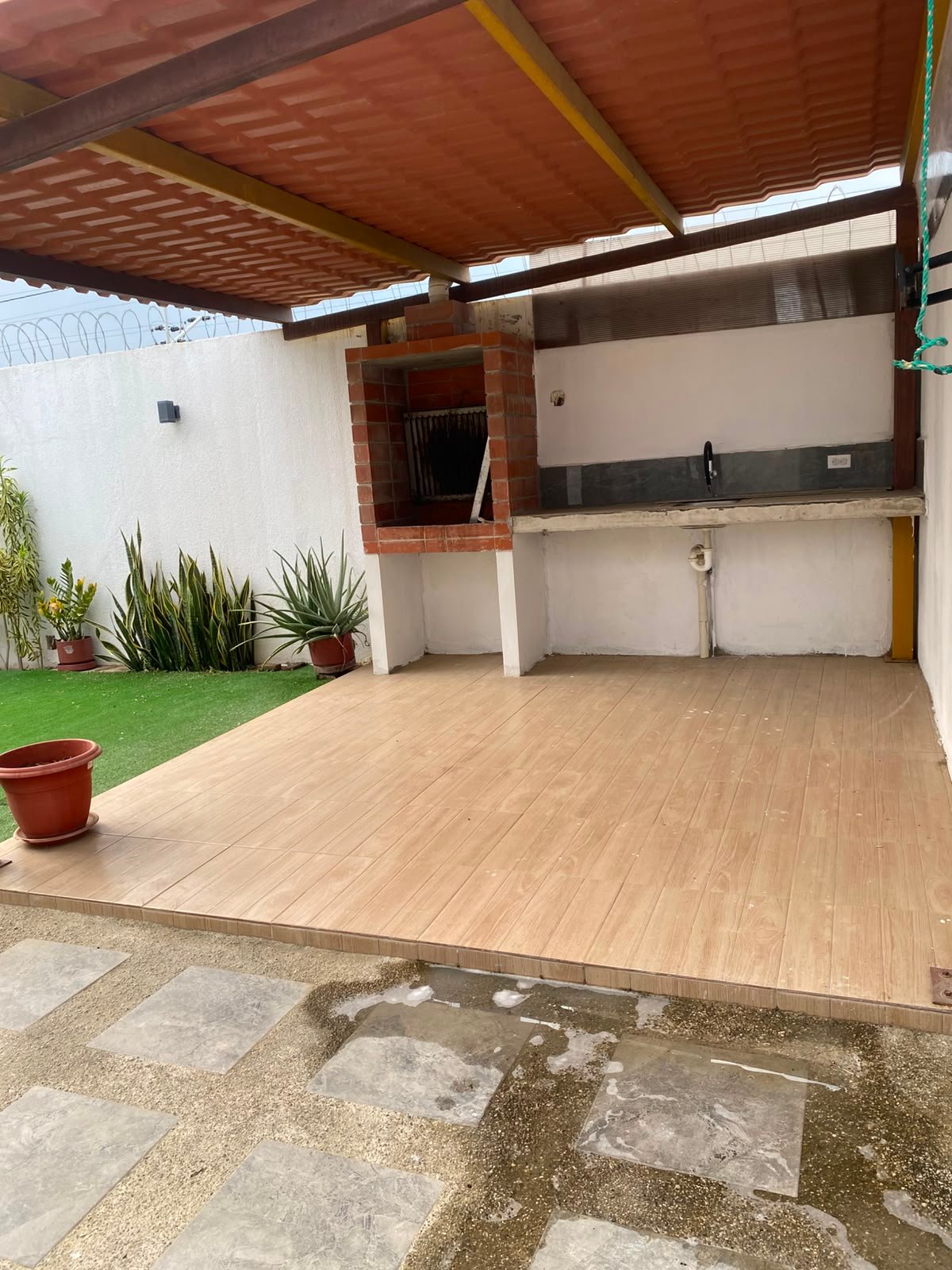 Casa en Venta Los Prados Vía Salitre Daule 2 Dormitorios
