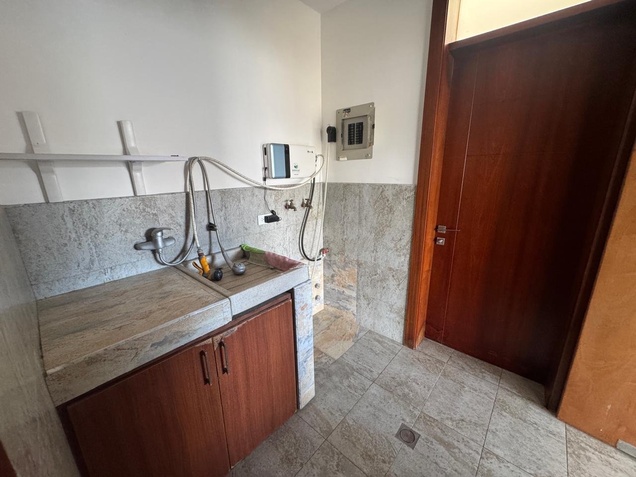Casa independiente en Hacienda Capelo, Sangolquí