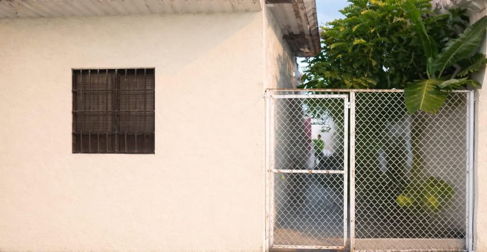 Casa con 2 departamentos independientes en Guayaquil
