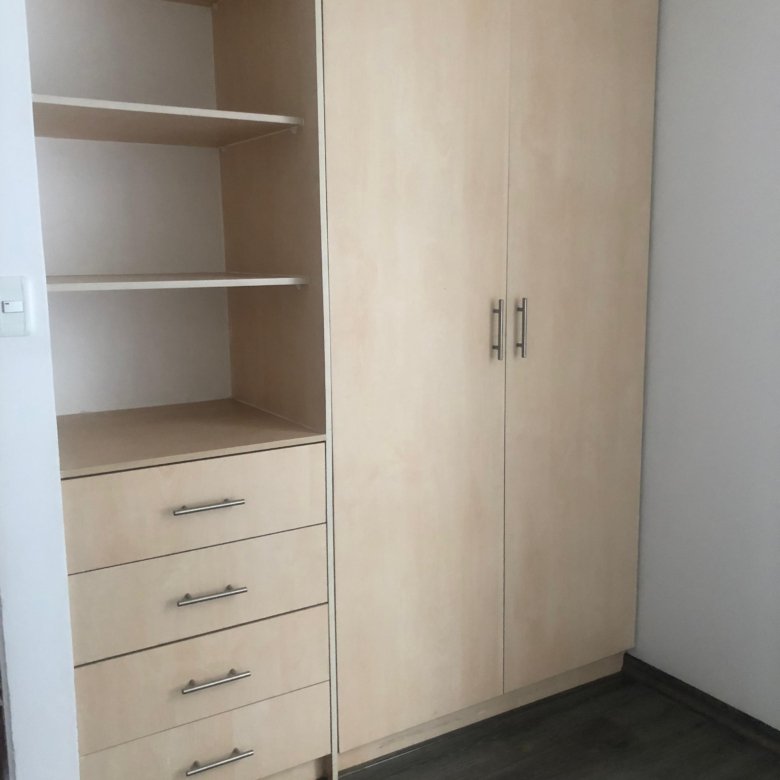 Venta Casa 3 Pisos En Conjunto San Isidro Del Inca