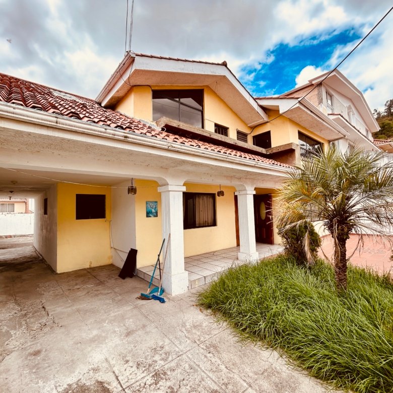 Casa para proyecto en Gapal Cuenca junto a Wayra Plaza