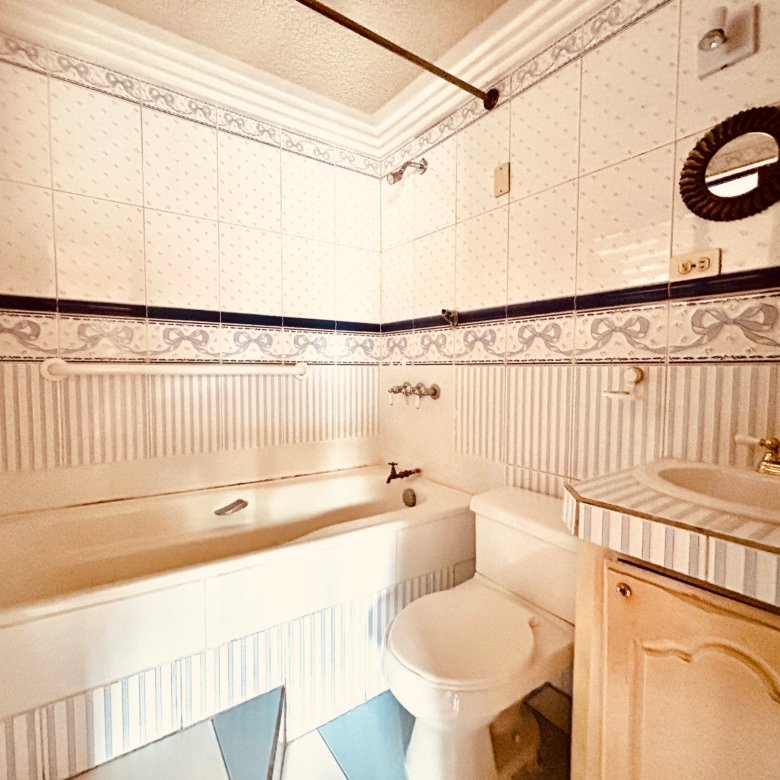 Casa para proyecto en Gapal, Cuenca Av. 24 de Mayo
