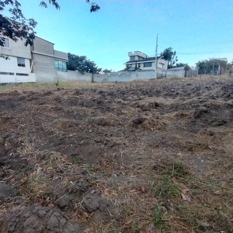 Lote de terreno en Nayón de 493 m²