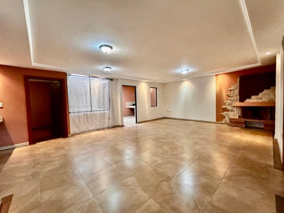 Departamento de 4 dormitorios en el centro de Cuenca