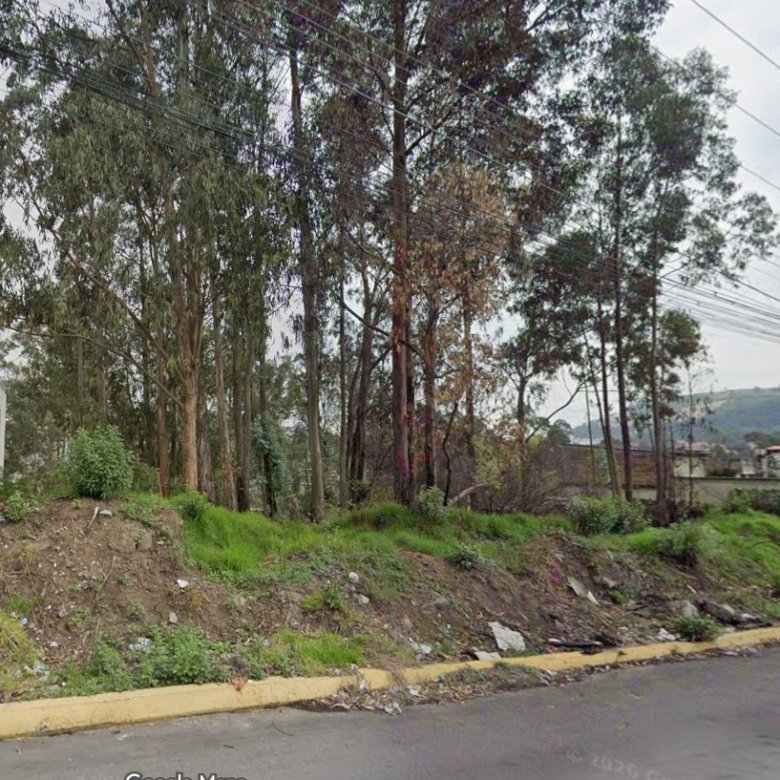 Terreno de 1.373 m² en Conocoto, Puente 2 de la Autopista Rumiñahui