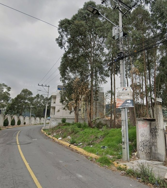 Terreno 1373 m² Conocoto junto a la Autopista Rumiñahui
