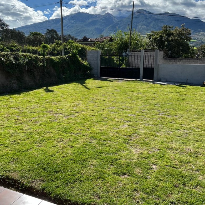Casa Campestre en Cotacachi con 2.881 m² de Terreno y 333 m² de Construcción