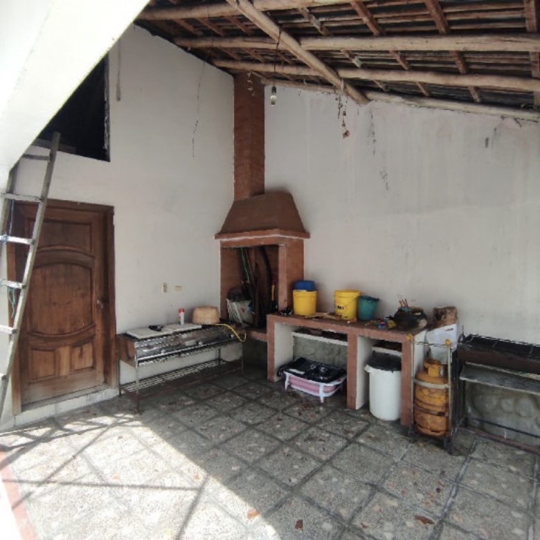Casa Quinta en Venta en Chordeleg con 470 m² de Construcción