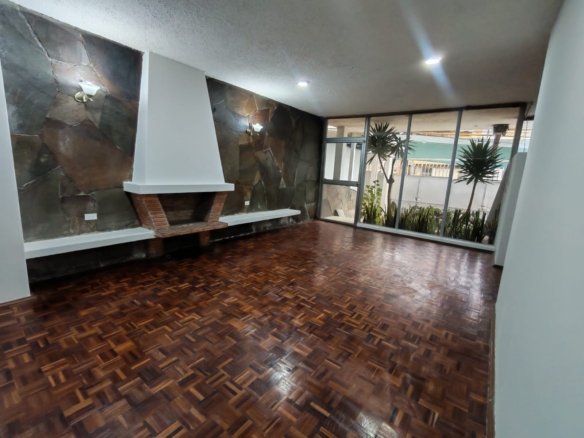 Oficina en arriendo en La Carolina Quito de 190 m²
