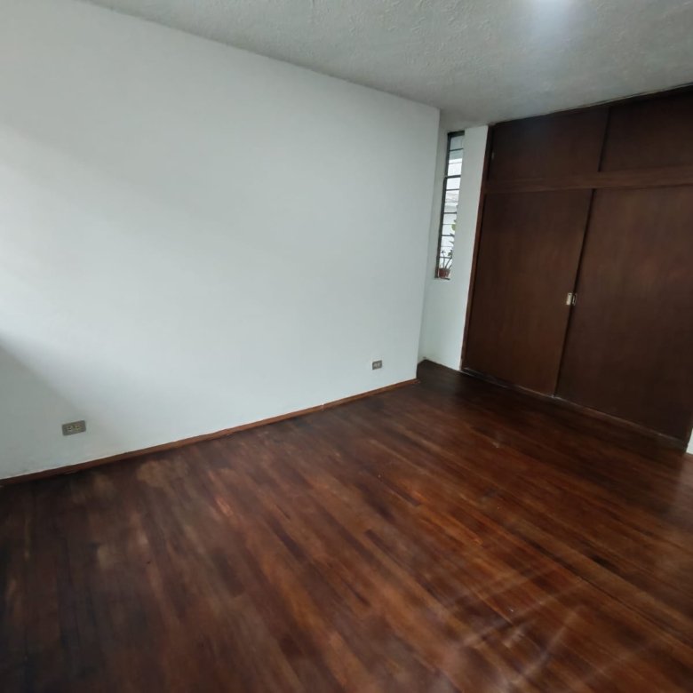 Oficina en Arriendo en La Carolina Quito de 190 m²