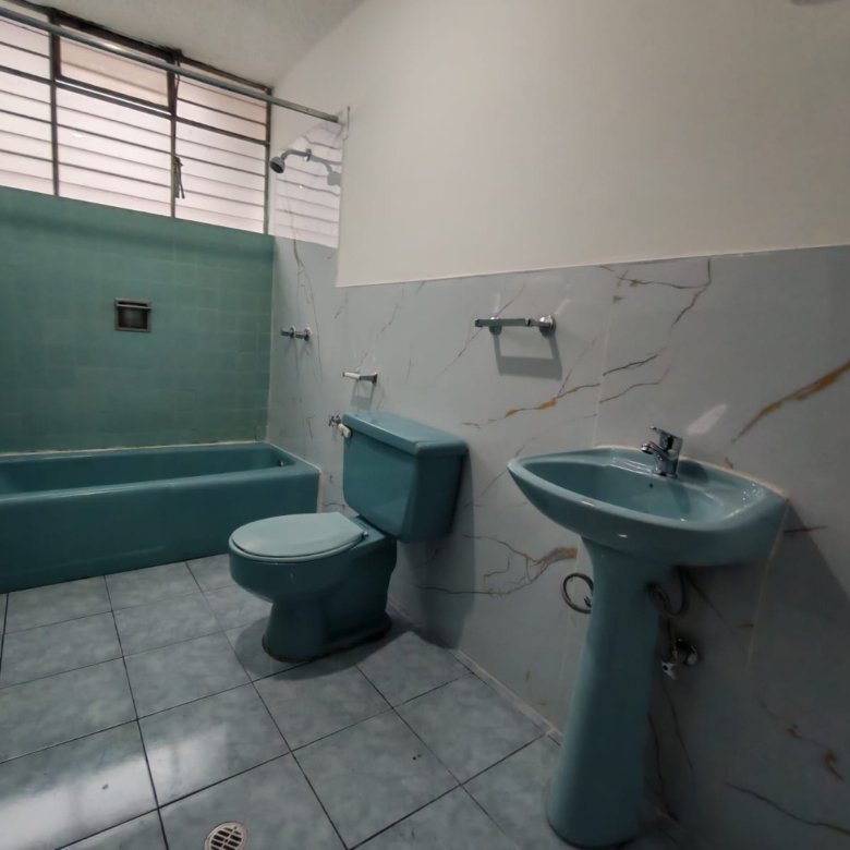 Oficina en Arriendo en La Carolina Quito de 190 m²