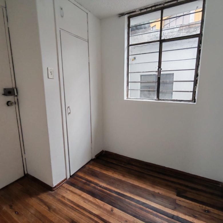 Oficina en Arriendo en La Carolina Quito de 190 m²