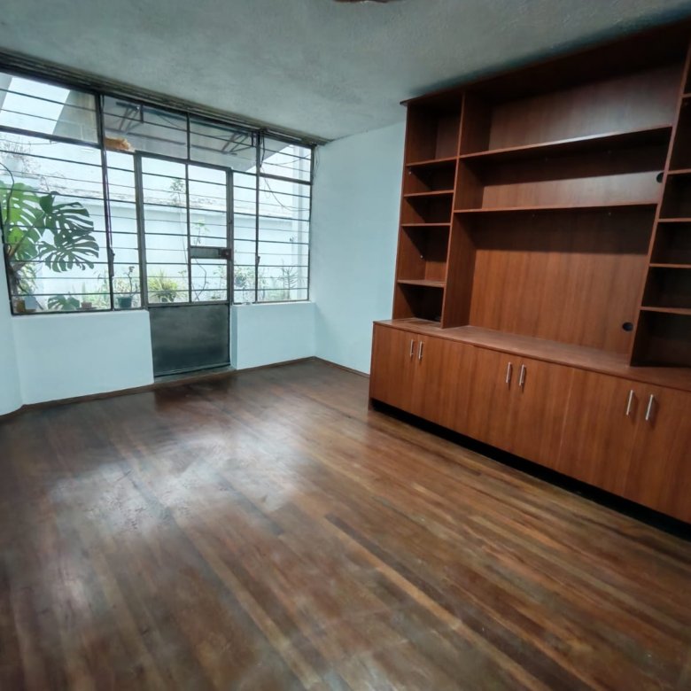 Oficina en Arriendo en La Carolina Quito de 190 m²